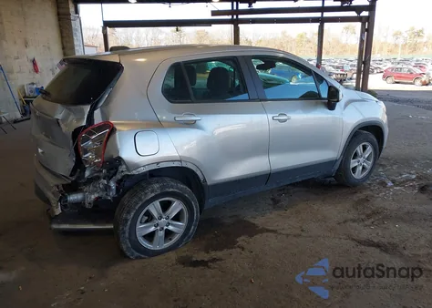 2019 Chevrolet Trax Ls z USA, uszkodzony, nr VIN 3GNCJNSB8KL204211